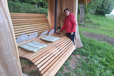 Lassen Sie den Urlaubstag mit einem feinen Tröpfchen ausklingen